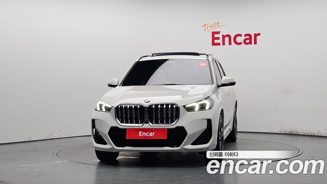 BMW X1 (U11) sDrive 18d M Sport 2024 — фото 3