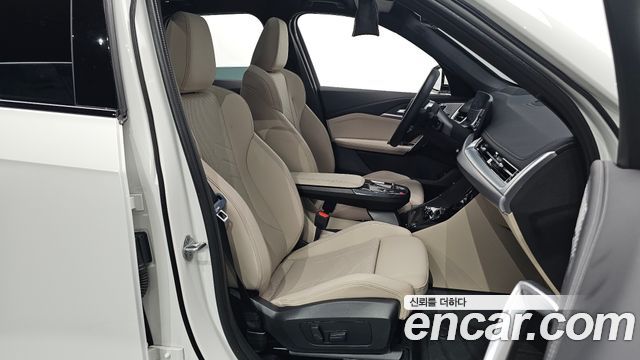 BMW X1 (U11) sDrive 18d M Sport 2024 — фото 10