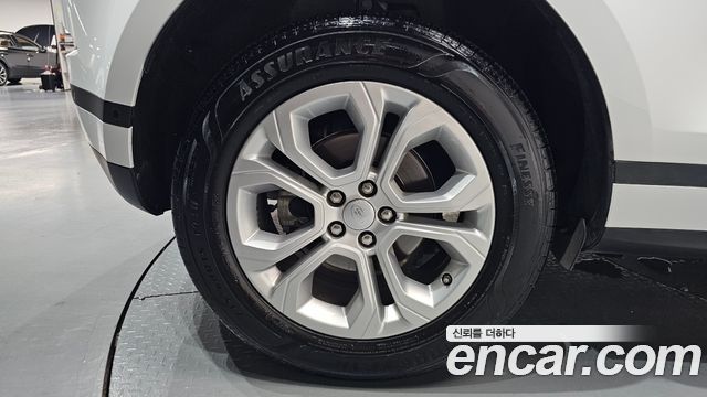 Land Rover Range Rover Evoque (II) D150 S 2020 — фото 19