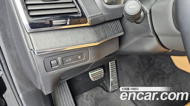 Volvo XC90 (II) T8 Ultimate Bright Hybrid 2022 — фото 27