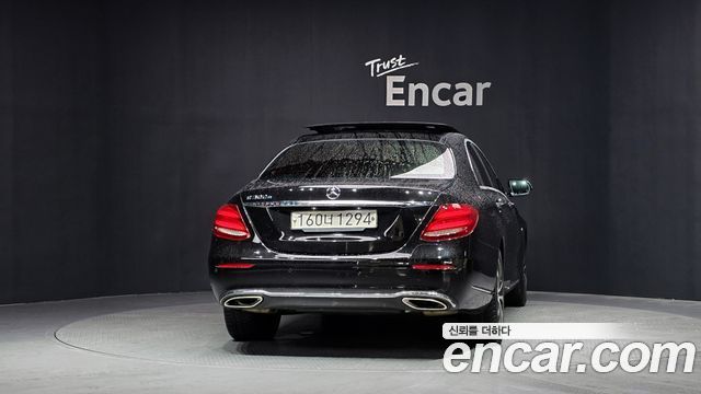 Mercedes-Benz E-Class (W213) E300e Exclusive 2019 — фото 4