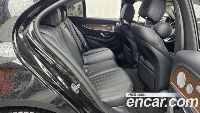 Mercedes-Benz E-Class (W213) E300e Exclusive 2019 — фото 12