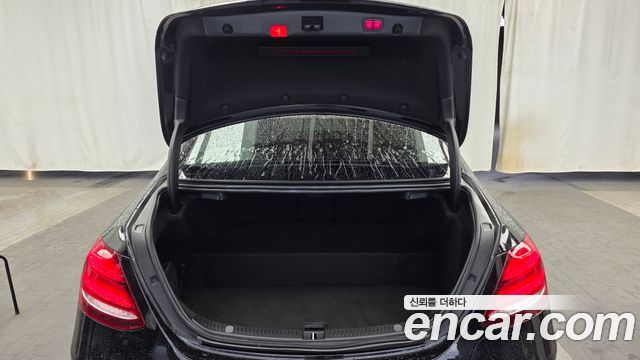 Mercedes-Benz E-Class (W213) E300e Exclusive 2019 — фото 20