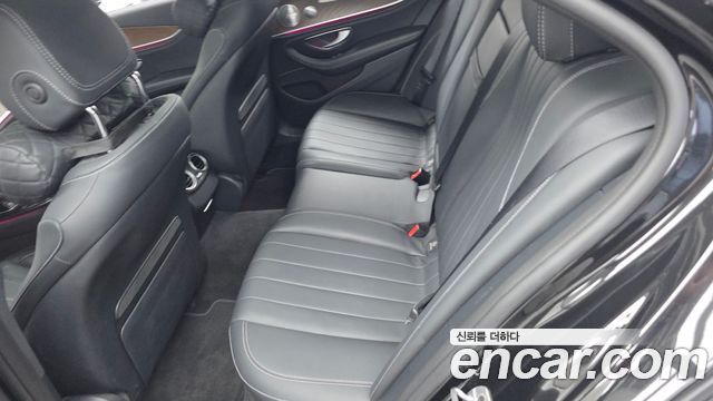 Mercedes-Benz E-Class (W213) E300e Exclusive 2019 — фото 26