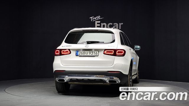 Mercedes-Benz GLC-Class (X253) GLC300e 4MATIC 2021 — фото 4