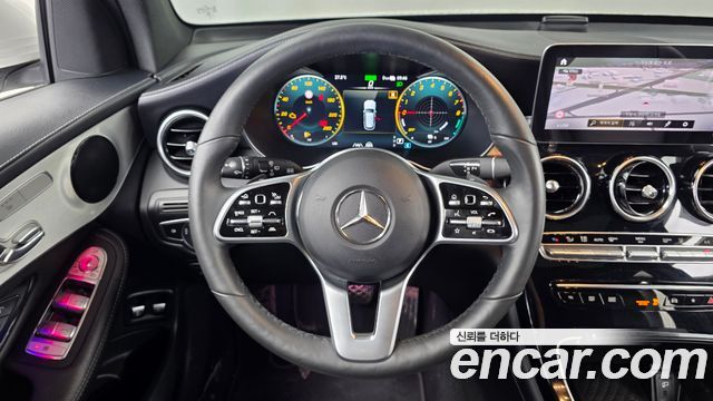 Mercedes-Benz GLC-Class (X253) GLC300e 4MATIC 2021 — фото 13