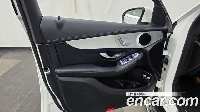 Mercedes-Benz GLC-Class (X253) GLC300e 4MATIC 2021 — фото 24