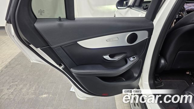 Mercedes-Benz GLC-Class (X253) GLC300e 4MATIC 2021 — фото 25