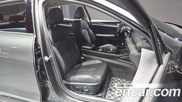 Kia K5 (III) 2.0 Noblesse 2025 — фото 15