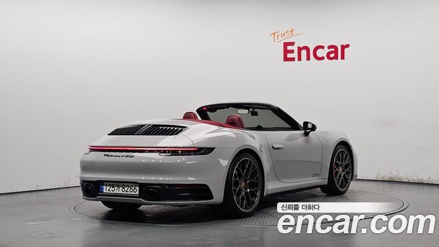 Porsche 911 (992) Carrera 4 Cabriolet 2020 — фото 2