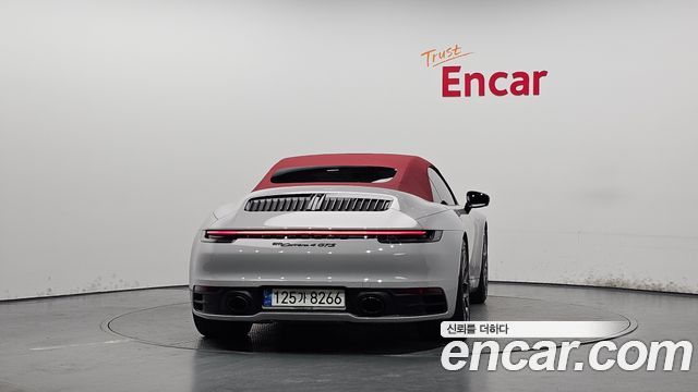 Porsche 911 (992) Carrera 4 Cabriolet 2020 — фото 4