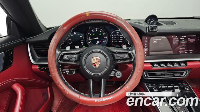 Porsche 911 (992) Carrera 4 Cabriolet 2020 — фото 17