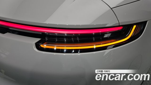Porsche 911 (992) Carrera 4 Cabriolet 2020 — фото 29
