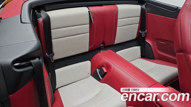 Porsche 911 (992) Carrera 4 Cabriolet 2020 — фото 32