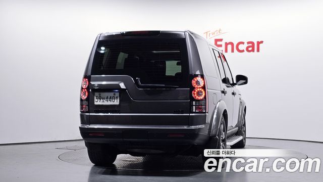 Land Rover Discovery 4 3.0 SDV6 SE 2015 — фото 4