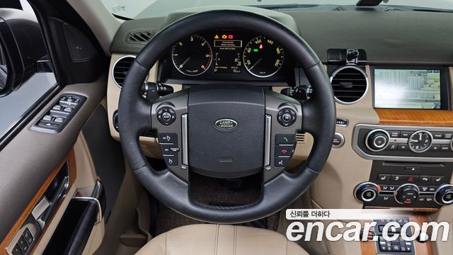 Land Rover Discovery 4 3.0 SDV6 SE 2015 — фото 13