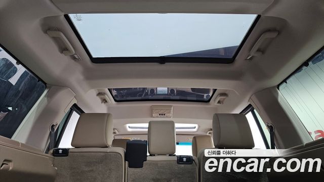 Land Rover Discovery 4 3.0 SDV6 SE 2015 — фото 17