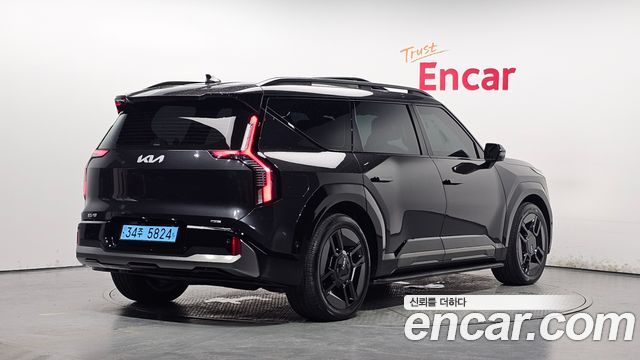 Kia EV9 Long Range 4WD GT Line 2024 — фото 2