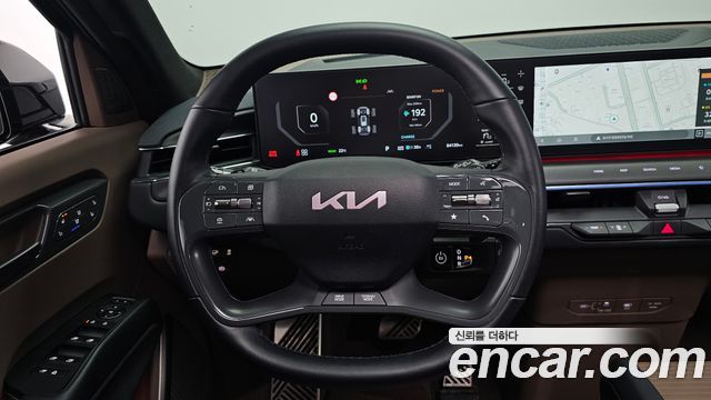Kia EV9 Long Range 4WD GT Line 2024 — фото 13