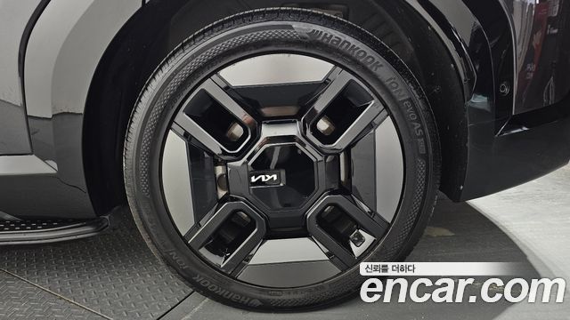 Kia EV9 Long Range 4WD GT Line 2024 — фото 21