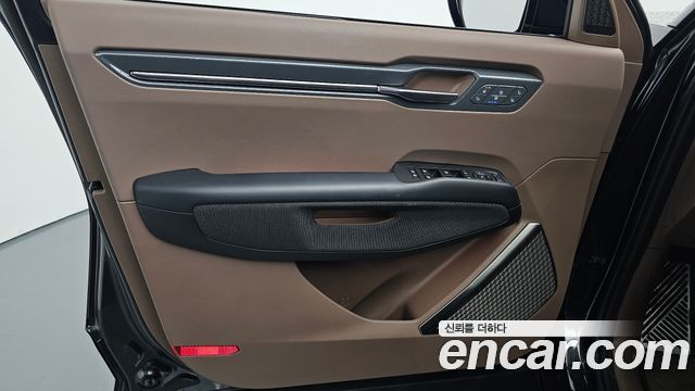 Kia EV9 Long Range 4WD GT Line 2024 — фото 24