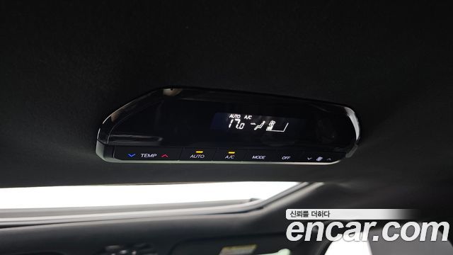 Kia EV9 Long Range 4WD GT Line 2024 — фото 31
