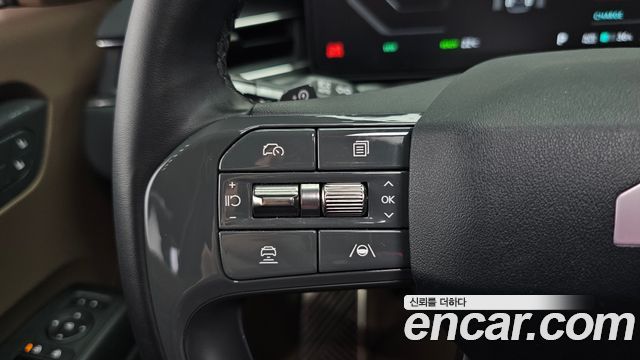 Kia EV9 Long Range 4WD GT Line 2024 — фото 34
