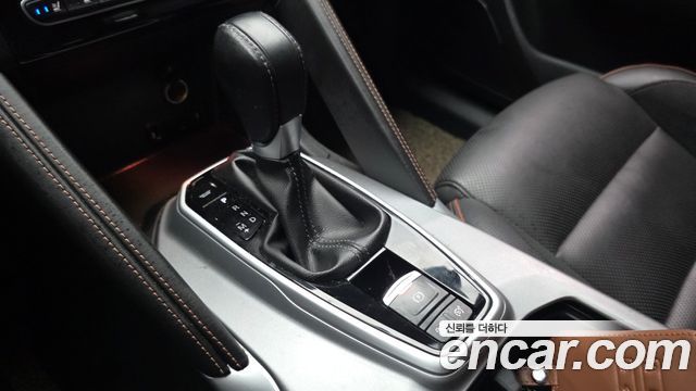 Renault Korea QM6 2.0 LPe Premiere 2WD 2023 — фото 9