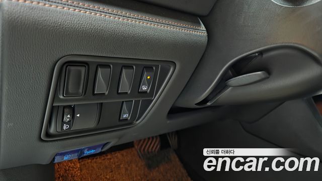 Renault Korea QM6 2.0 LPe Premiere 2WD 2023 — фото 30