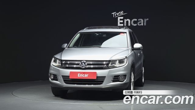Volkswagen Tiguan 2.0 TDI  Premium 5N 2013 — фото 3