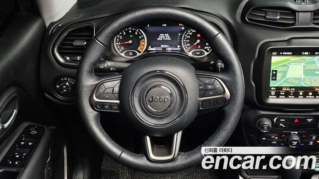 Jeep Renegade 2.4 Limited 2021 — фото 13