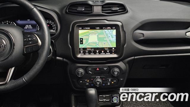 Jeep Renegade 2.4 Limited 2021 — фото 14