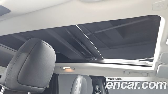 Jeep Renegade 2.4 Limited 2021 — фото 19