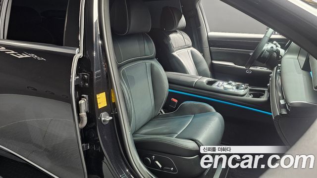 Genesis G90 (RS4) Gasoline 3.5 Turbo AWD 2025 — фото 12