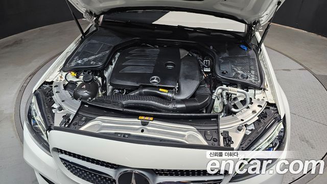 Mercedes-Benz C-Class (W205) C200 Coupe 2023 — фото 6