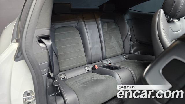 Mercedes-Benz C-Class (W205) C200 Coupe 2023 — фото 11