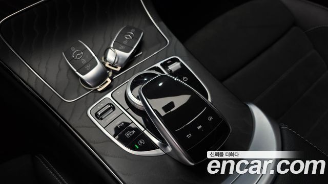 Mercedes-Benz C-Class (W205) C200 Coupe 2023 — фото 19