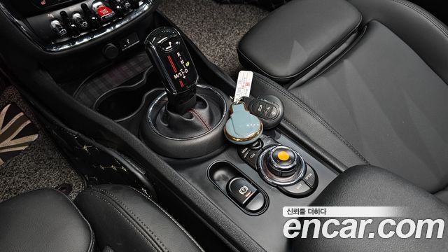 MINI Cooper SD Clubman Standard 2nd 2020 — фото 9