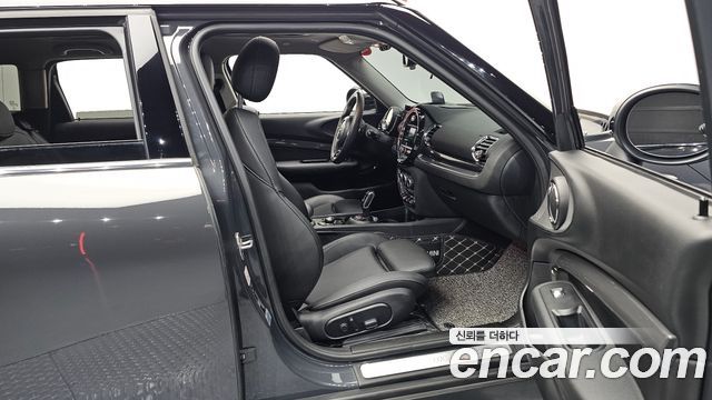 MINI Cooper SD Clubman Standard 2nd 2020 — фото 32