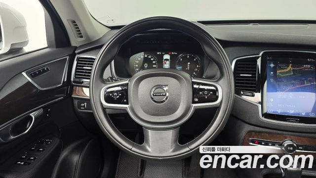 Volvo XC90 (II) D5 Momentum 2019 — фото 13
