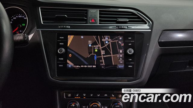 Volkswagen Tiguan (II) 2.0 TDI Premium 2020 — фото 12