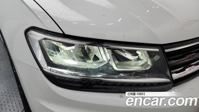 Volkswagen Tiguan (II) 2.0 TDI Premium 2020 — фото 22