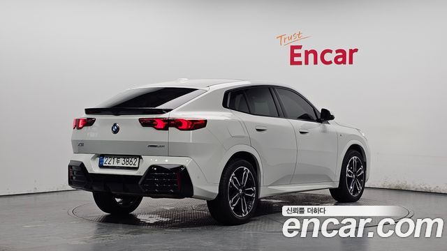 BMW X2 (U10) xDrive 20i M Sport 2024 — фото 2