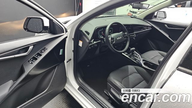 Kia Niro Trendy 2022 — фото 10
