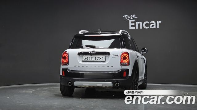 MINI Cooper S Countryman ALL4 2nd 2020 — фото 4