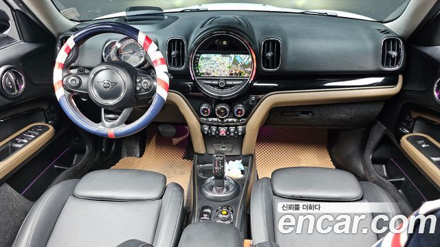 MINI Cooper S Countryman ALL4 2nd 2020 — фото 7