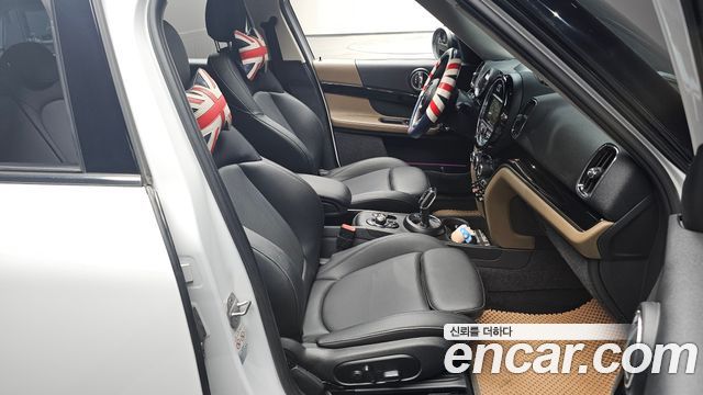 MINI Cooper S Countryman ALL4 2nd 2020 — фото 10