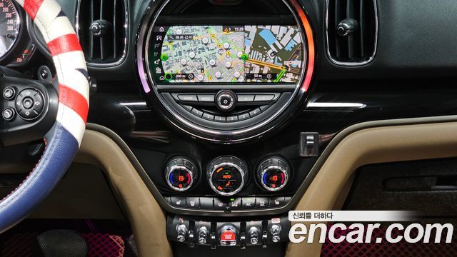 MINI Cooper S Countryman ALL4 2nd 2020 — фото 13