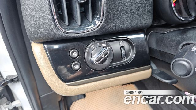 MINI Cooper S Countryman ALL4 2nd 2020 — фото 17