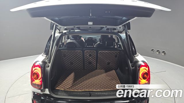 MINI Cooper S Countryman ALL4 2nd 2020 — фото 20